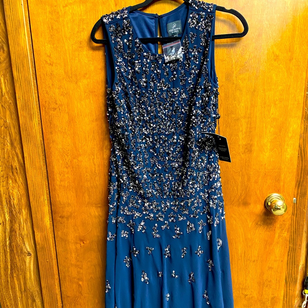 NWT Adrianna Papell formal. Size 8.